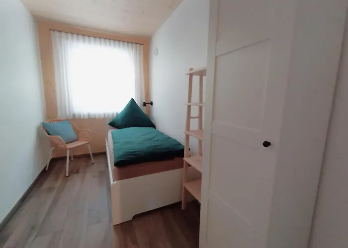 Bodensee Goppertsweiler Hase * Neukirch (Tubingen)